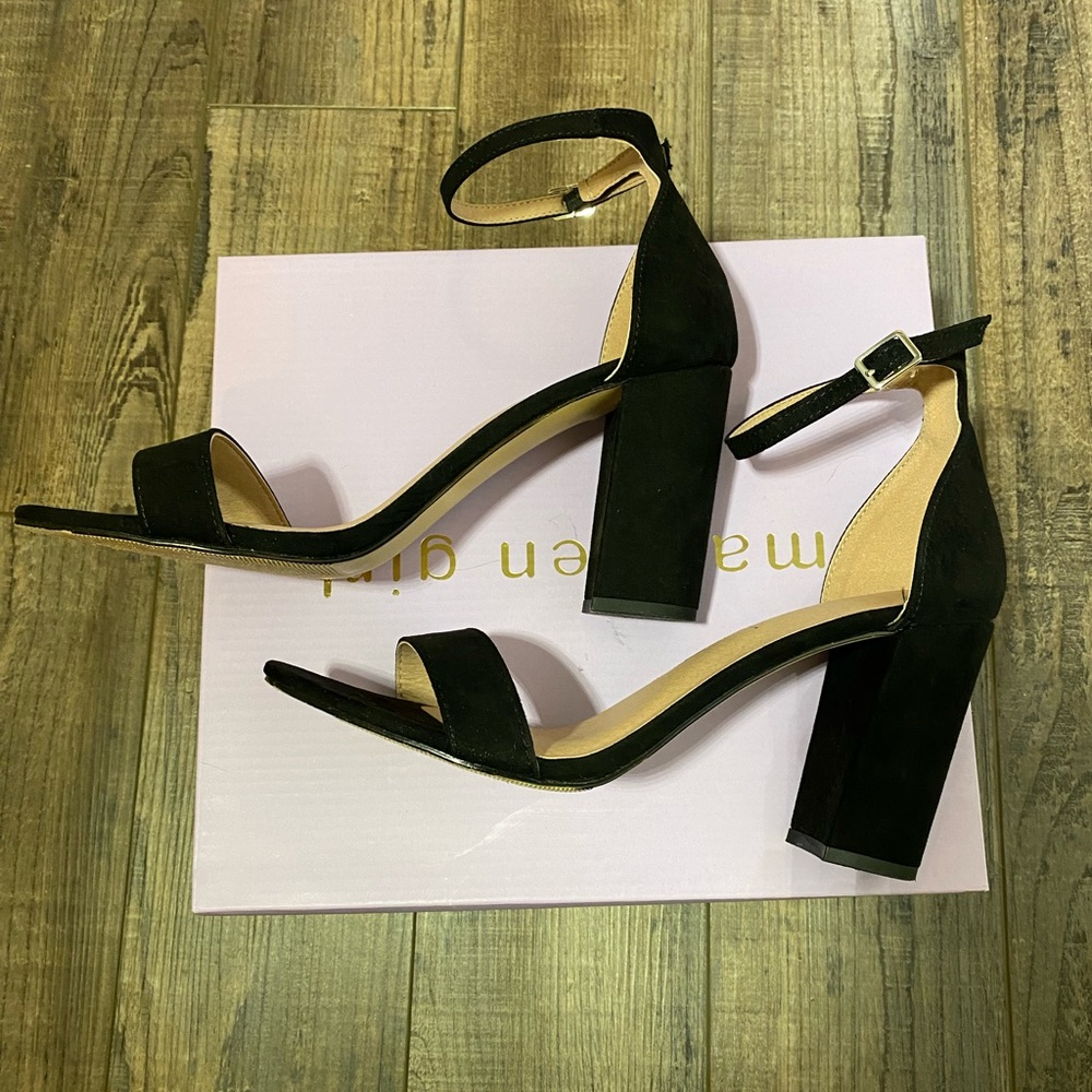 Madden Girl Black Beella Open Toe Block Heels Size 7.5